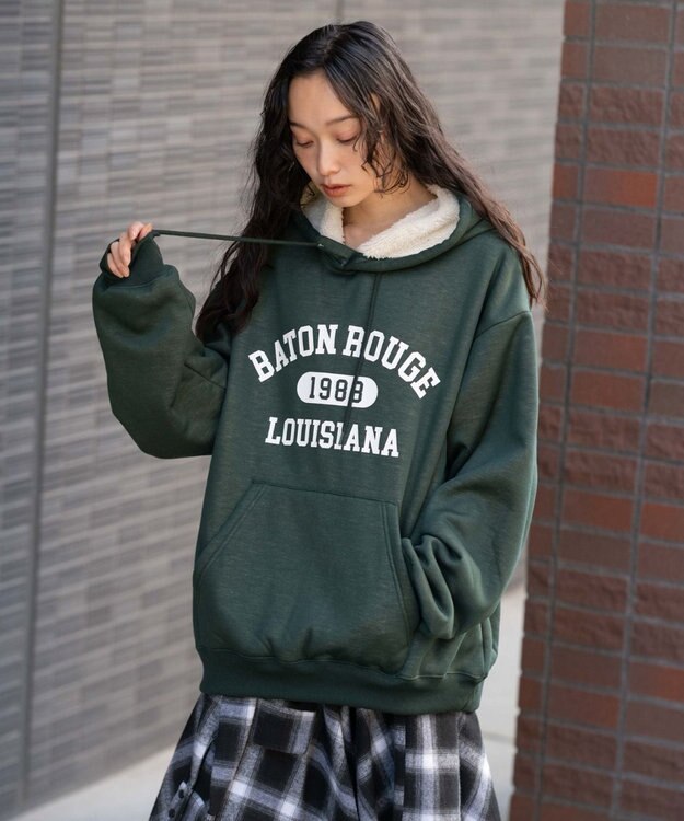 WEGO 【ユニセックス着用ITEM/裏起毛】カレッジロゴボアパーカー ダークグリーン