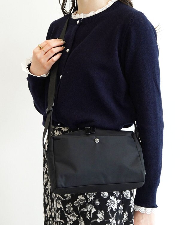 ACE BAGS & LUGGAGE MACKINTOSH PHILOSOPHY 6W06 ショルダーバッグ  横型 19132 マッキントッシュフィロソフィー ブラック