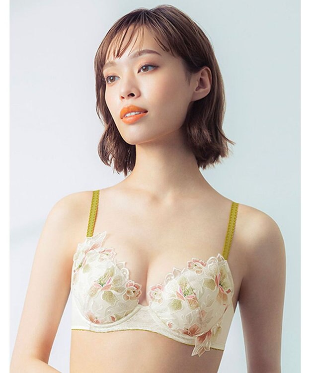 Wing ブラジャー Wing Lesiage ふっくら、まる胸メイク 背中にやさしくフィット 【2860シリーズ】 パッド有 ブラ PB2860 ウイング／ワコール クリーム