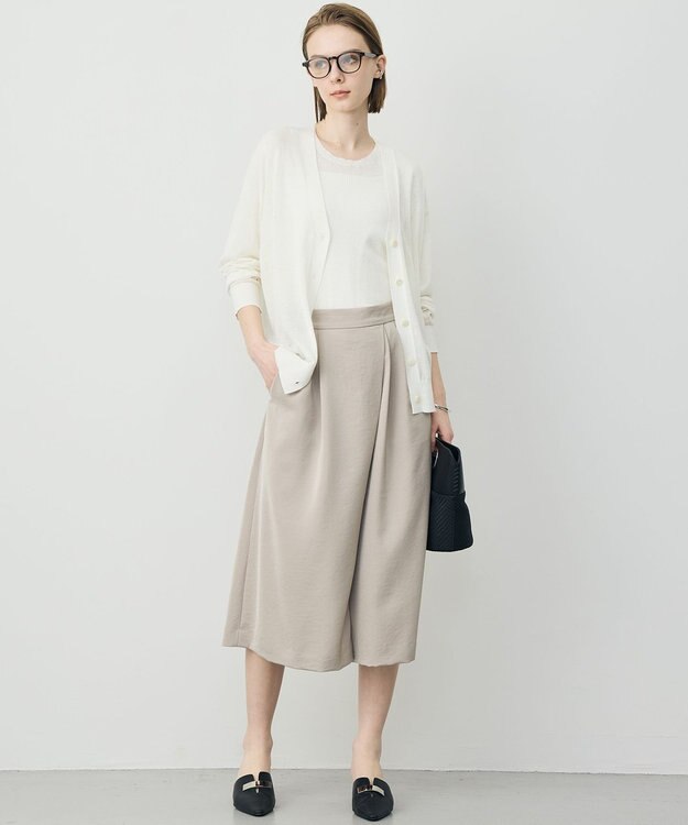 ICB L ワッシャーダルサテン ニーショーツ サンドベージュ