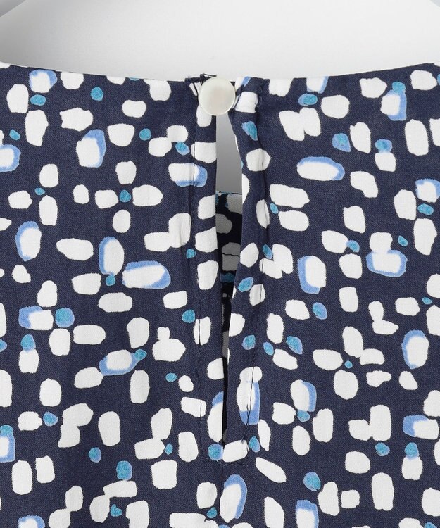 自由区 L 【カタログ掲載・セットアップ対応・洗える】ジオメトリックフラワードットプリント ブラウス ネイビー系