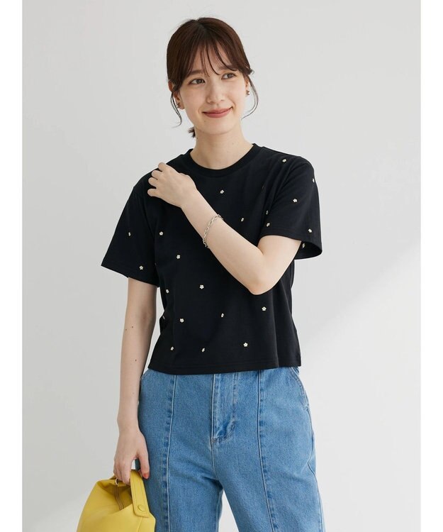 Green Parks ・Ｄｏｕｂｌｅ　Ｆｌａｇｓ　フラワー刺繍Ｔシャツ Black