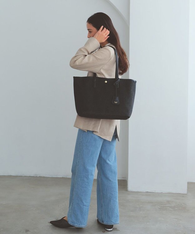 TOPKAPI 【Breath TOPKAPI】レザーコンビ 雑材風 シンプル トートバッグ チャーム付き　A4 / 軽量 ブラック