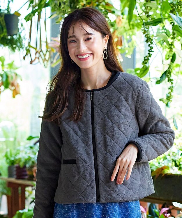 Tiaclasse ボアキルトショートジャケット チャコールグレー