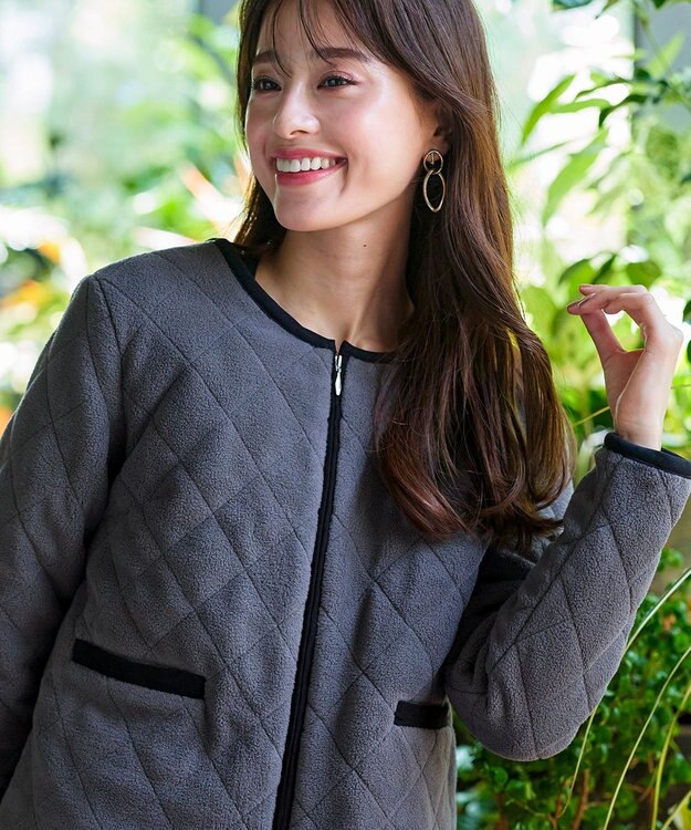 Tiaclasse ボアキルトショートジャケット チャコールグレー