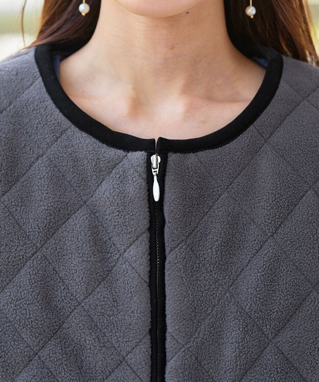 Tiaclasse ボアキルトショートジャケット チャコールグレー