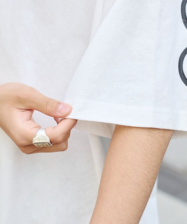 WEGO 【ユニセックス着用ITEM】アクセ付きストレートロゴT（SS） ホワイト