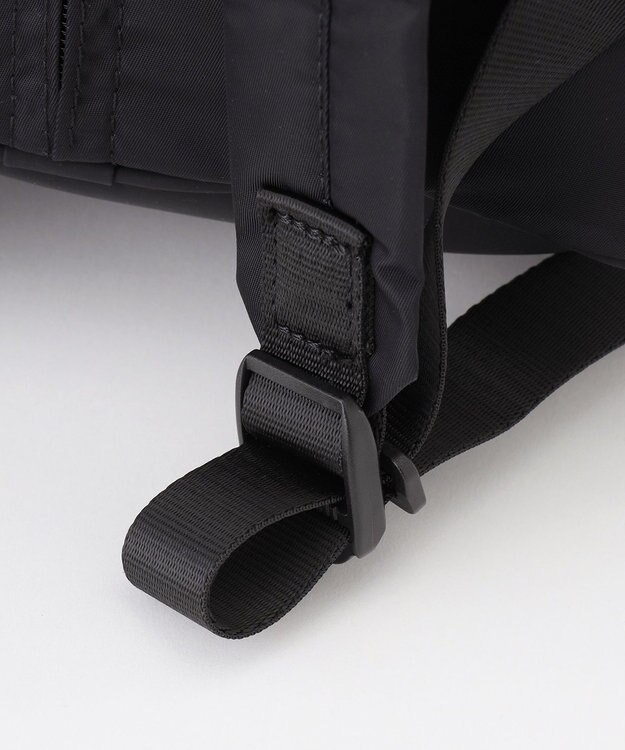 Y'SACCS 【Y’SACCS vous et】ナイロン×ポリウレタン リュック ブラック