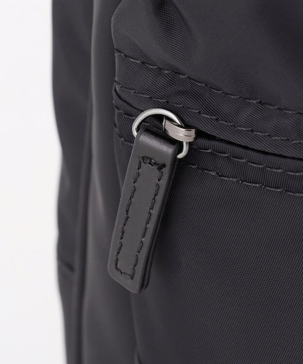 Y'SACCS 【Y’SACCS vous et】ナイロン×ポリウレタン リュック ブラック