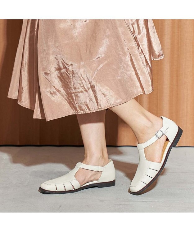 ing <ing>【WEB限定】Tストラップデザインシューズ アイボリー