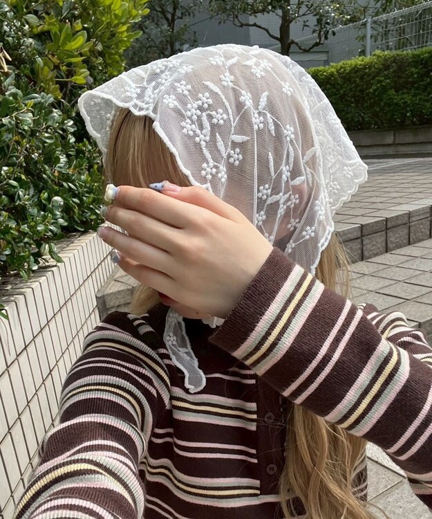 WEGO レースバブーシュカ2 柄2