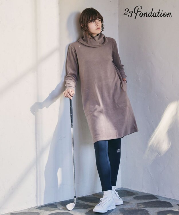 23区GOLF 取り外し可能なスヌード付き【23Fondation/WOMEN】【吸湿発熱】フーディー風 ワンピース ベージュ系