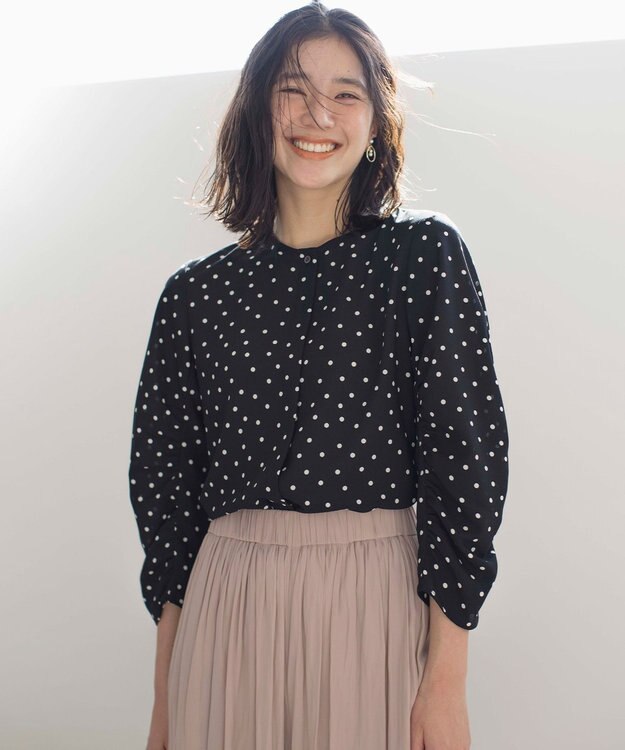 組曲 L ドットジョーゼットプリント ブラウス ブラック系5