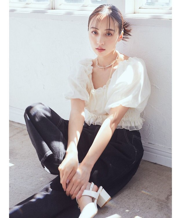 earth music&ecology パフスリーブシャーリングブラウス Ivory