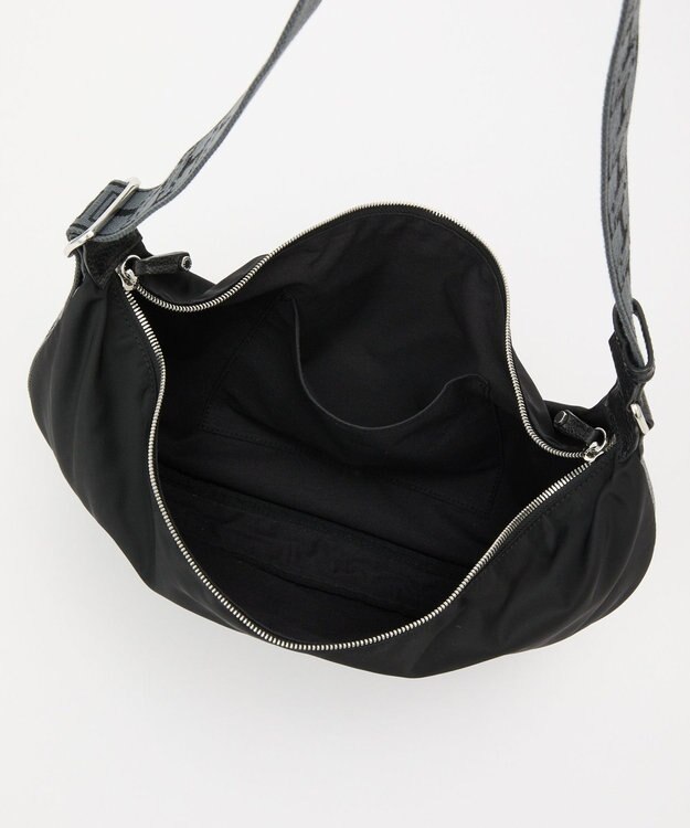 IACUCCI アーゴ M NYLON/CERVO ブラック