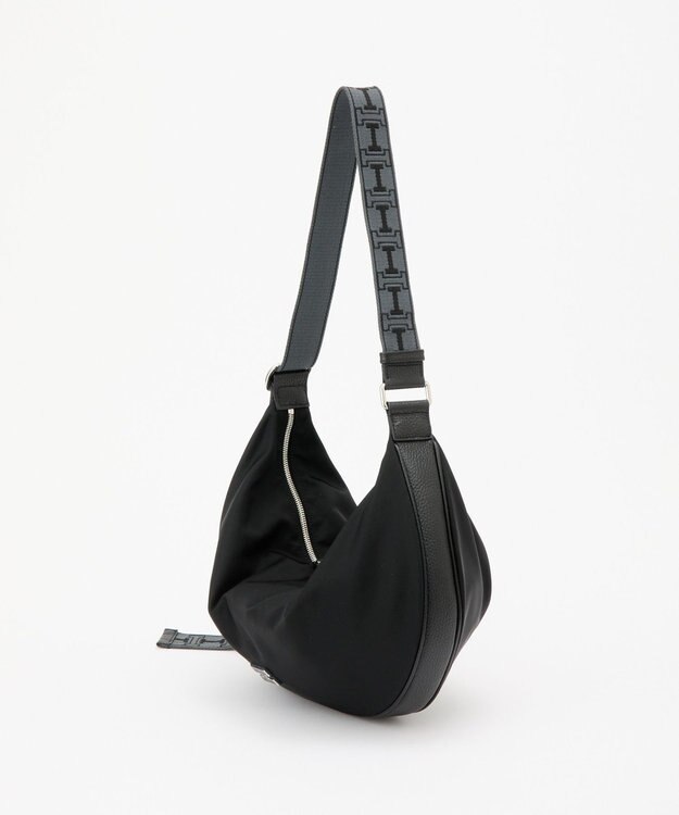 IACUCCI アーゴ M NYLON/CERVO ブラック