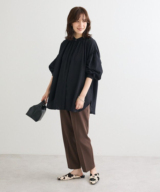 Green Parks きれいシルエットパンツ（テーパード） Brown