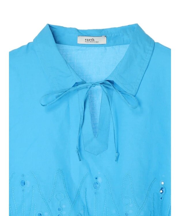 earth music&ecology エンブロイダリープルオーバー Off White