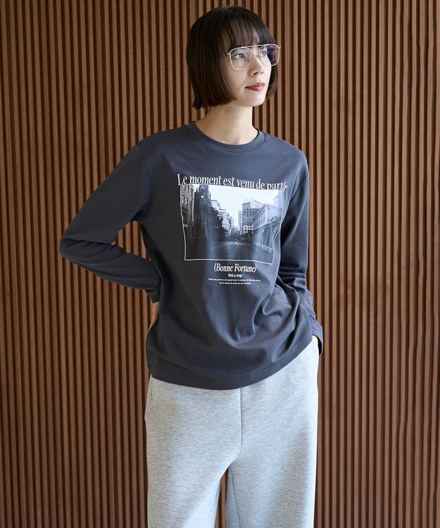 UNFILO コットンスムース グラフィック ロンＴ チャコール(街)