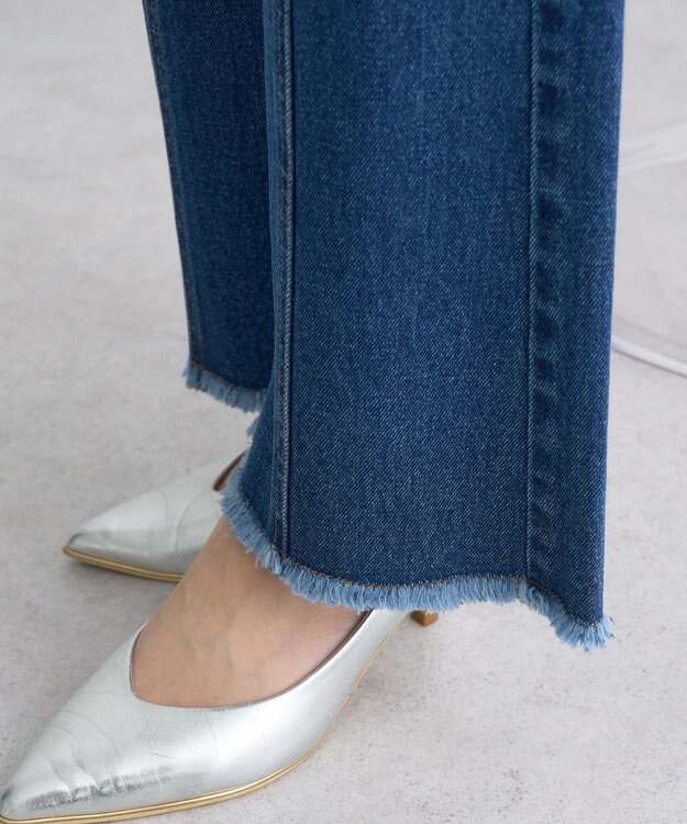 earth music&ecology フロントシームセミフレアデニムパンツ Medium Indigo