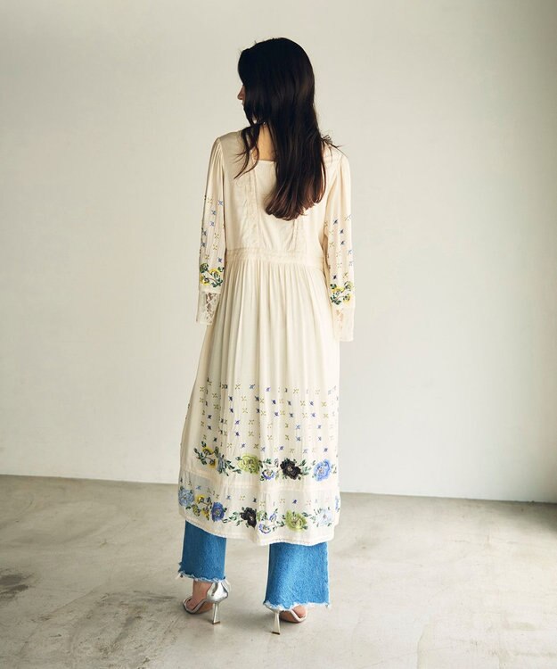 GRACE CONTINENTAL フラワー刺繍エスニックワンピース キナリ