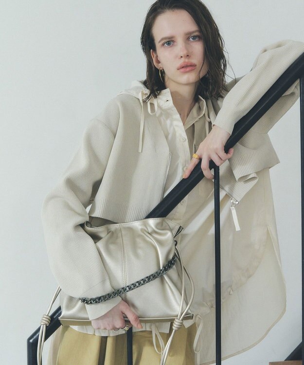 YECCA VECCA 2wayチェーンギャザーバッグ Gold