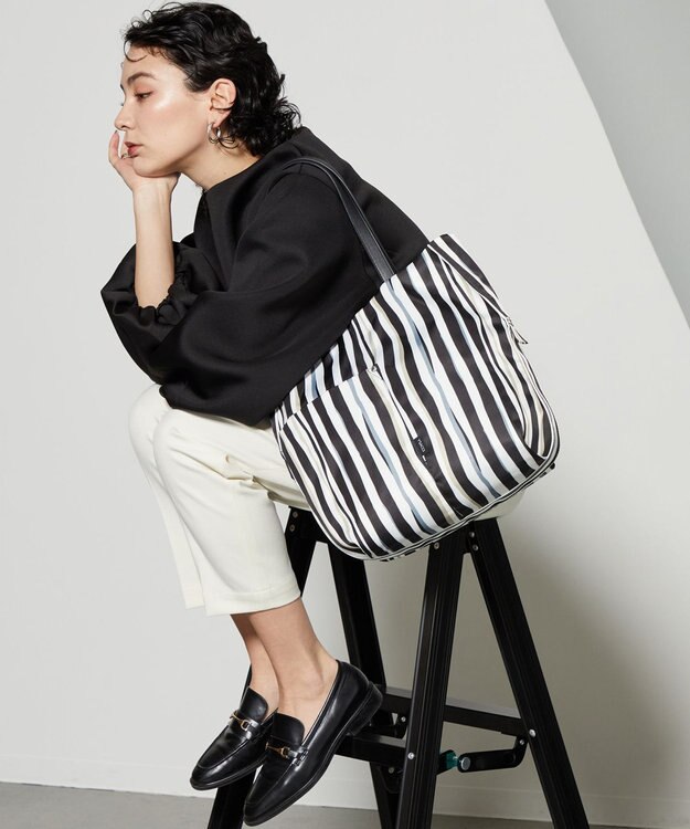 Y'SACCS 【ムック本掲載】ドローイングストライプ　トートバッグ ブラック