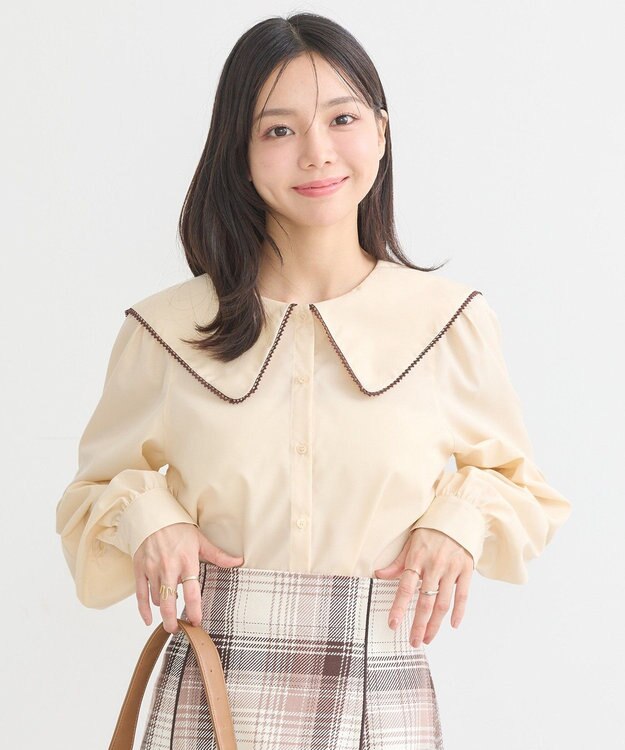earth music&ecology 配色ピコレースブラウス Light Beige
