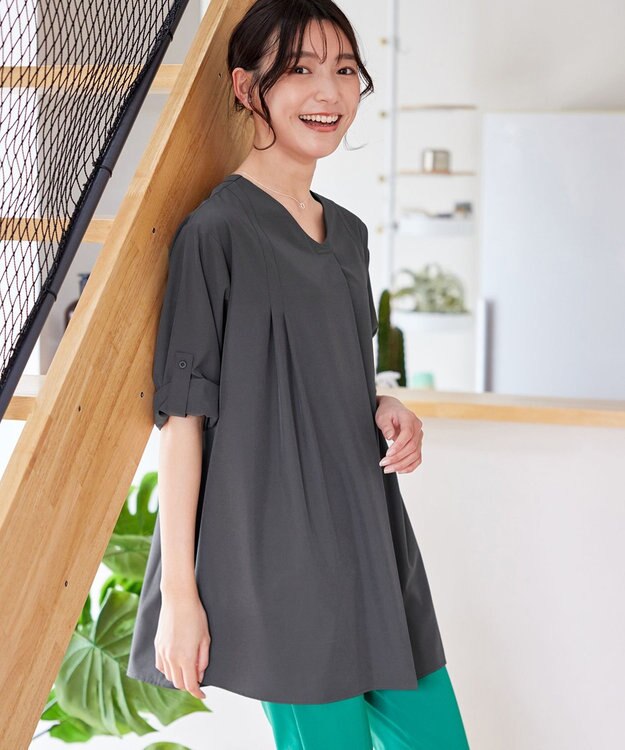 Tiaclasse L 【洗える】ストレッチタフタタックチュニックブラウス チャコールグレー