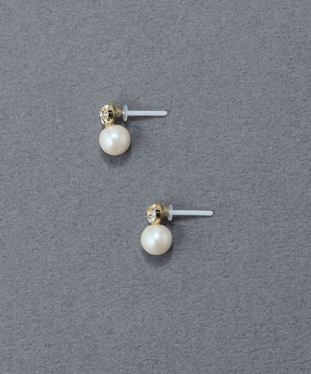 Phoebe 〈金属アレルギー対応〉タイニーラブパールセラミックポストピアス　ぷっくりハート ホワイト