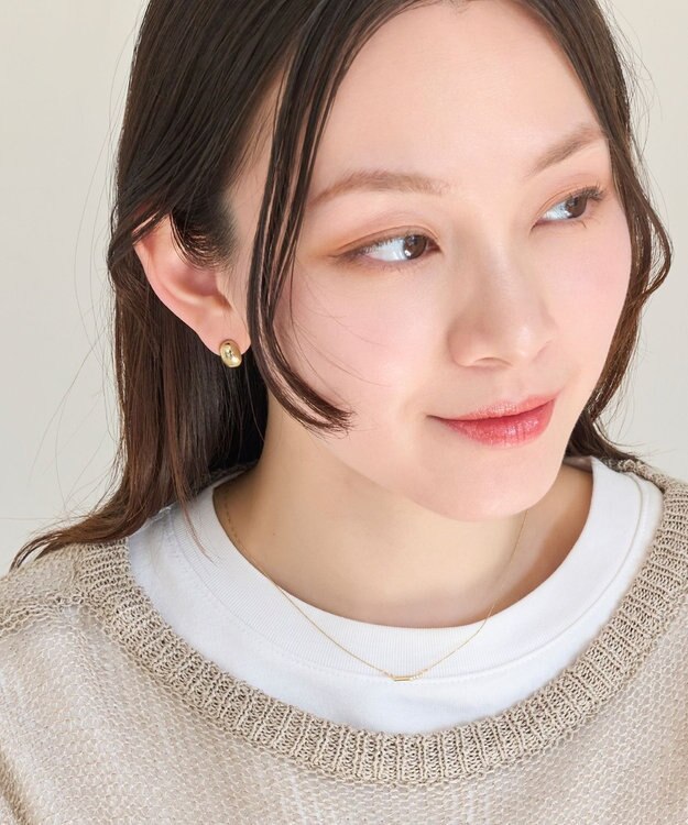 Phoebe 【ピアス見えシリーズ/金属アレルギー対応】オーバルフープスナップイヤリング　ゴールド ゴールド