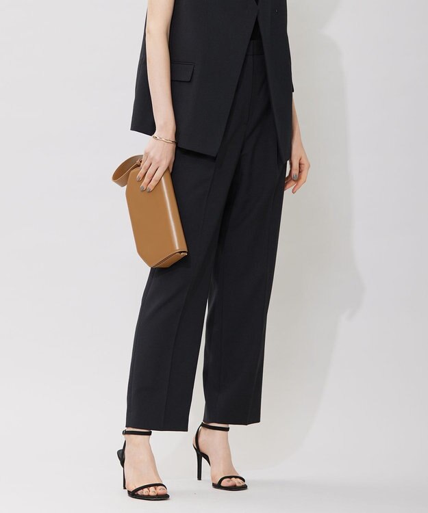 ICB L 【接触冷感・速乾・洗える】T.R.Liプレーンウィーブ ストレートパンツ ブラック系