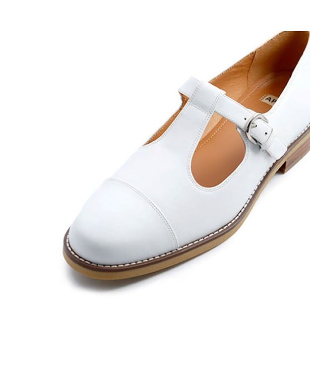 APOM イタリアンカーフ Tストラップシューズ 30 ホワイト