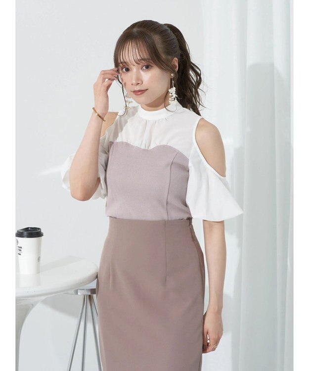 earth music&ecology オープンショルダードッキングプルオーバー Ivory