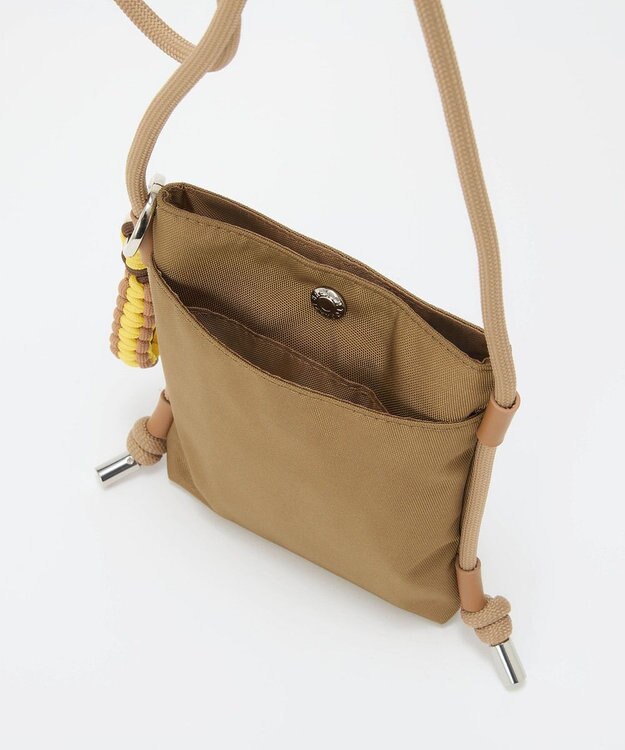 TOPKAPI 【Breath TOPKAPI】コードチャーム付き ミニショルダーバッグ / サコッシュ キャメル