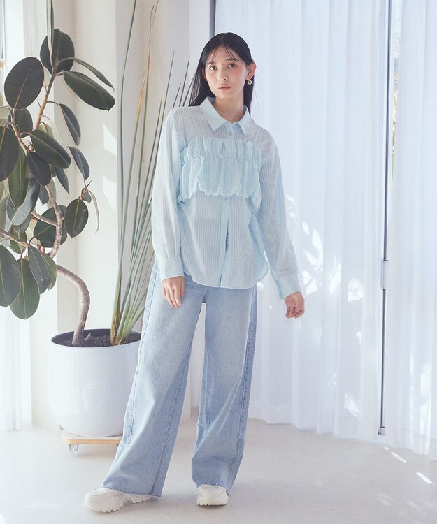 earth music&ecology セルフカットワイドデニムパンツ Light Indigo