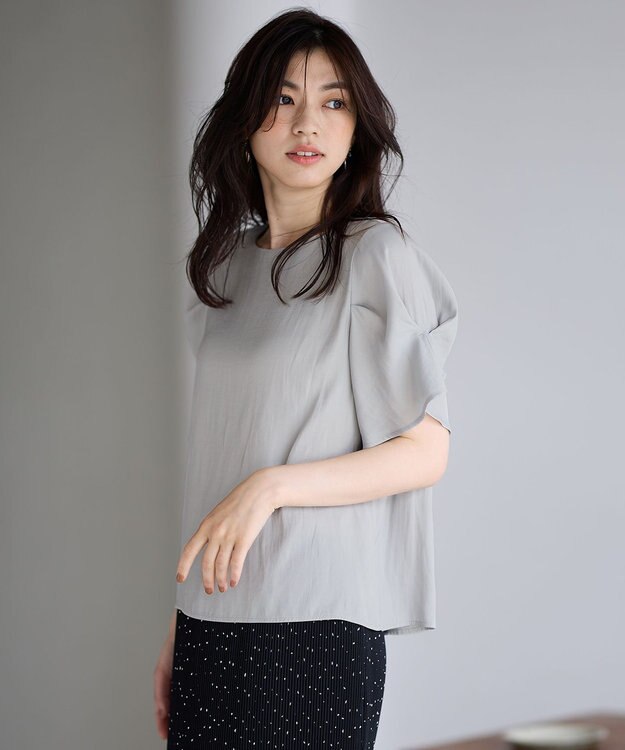 ANY マットサテン袖タックブラウス ライトグレー