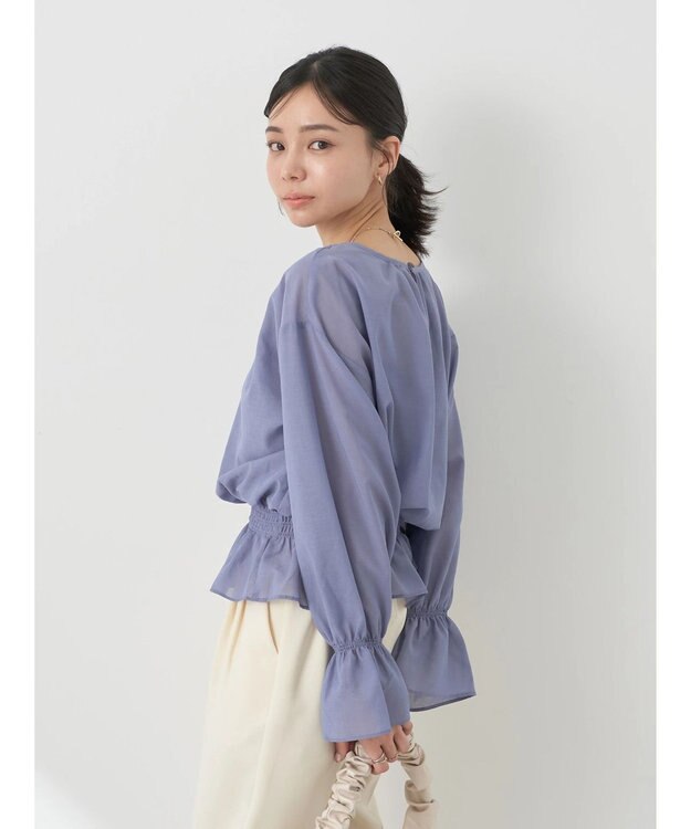 earth music&ecology シャーリングシアーブラウス Blue