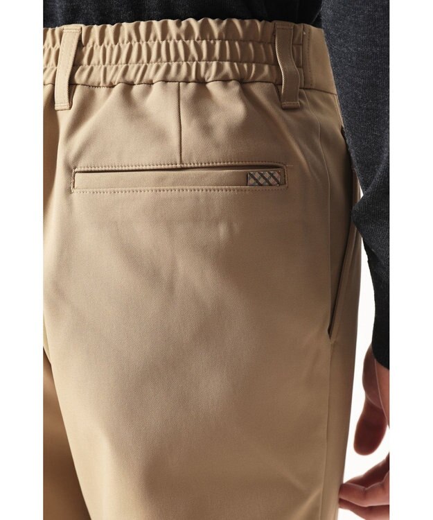 DAKS ウエストゴムテーパードパンツ ベージュ