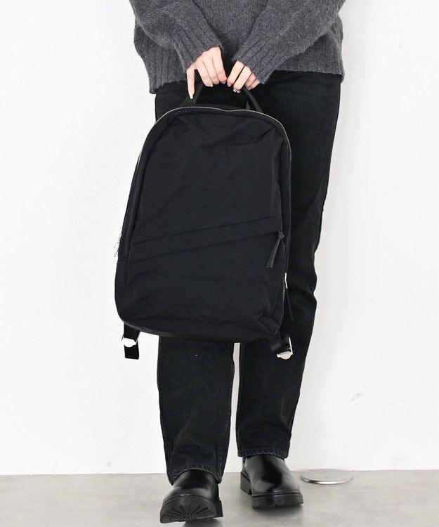 NIZYU KANO LIGHT NYLONリュック Mサイズ ブラック