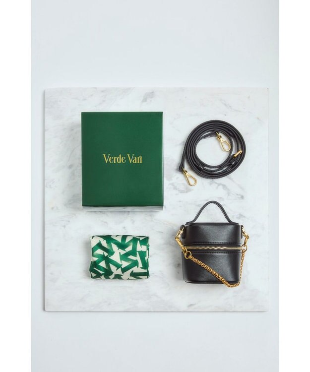 style code 【VerdeVari/ヴェルデヴァリ】TINY VANITY BAG ブラック