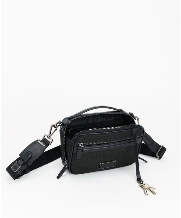 TUMI JARVIS ミディアム・クロスボディ ブラック