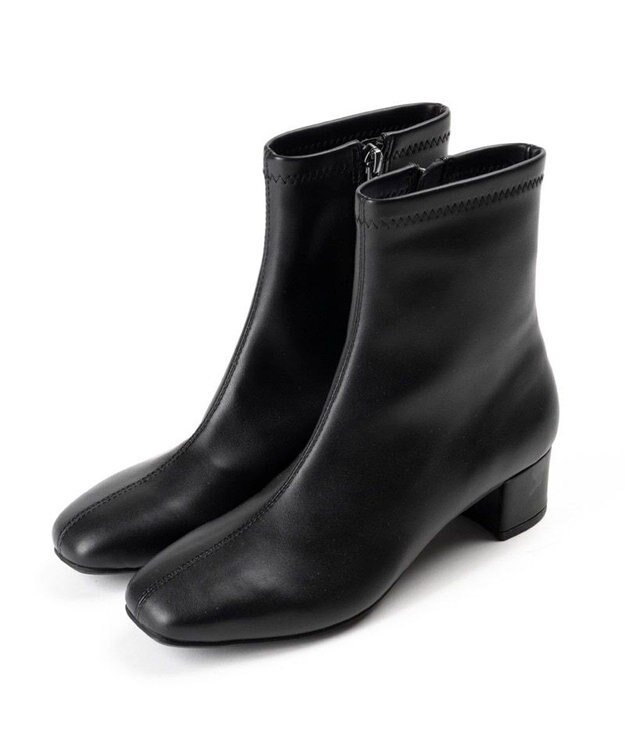 AcureZ スッキリシルエットのプレーンデザイン「生活防水×スタイリッシュブーツ」 ブラック