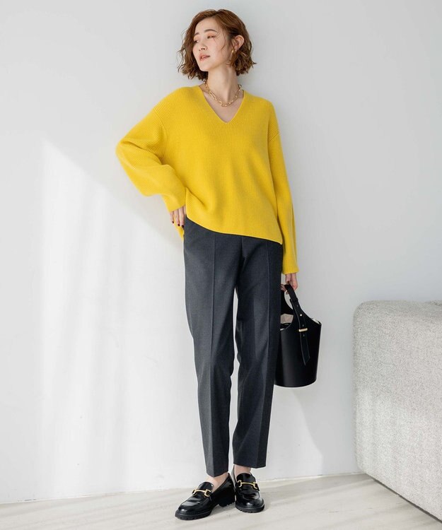 23区 【洗える】ウールミドルゲージ Vネック ニット イエロー系