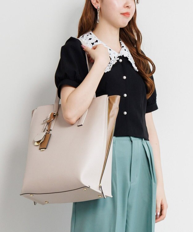 ACE BAGS & LUGGAGE Jewelna Rose OLバッグ・セレム  縦型トートバッグ A4サイズ 16190 ジュエルナローズ cs オフホワイト