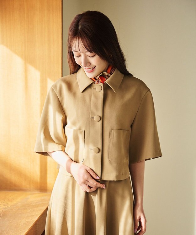 #Newans 【シワになりにくい】〈花乃まりあさんコラボ〉クロップドシャツジャケット サンドベージュ