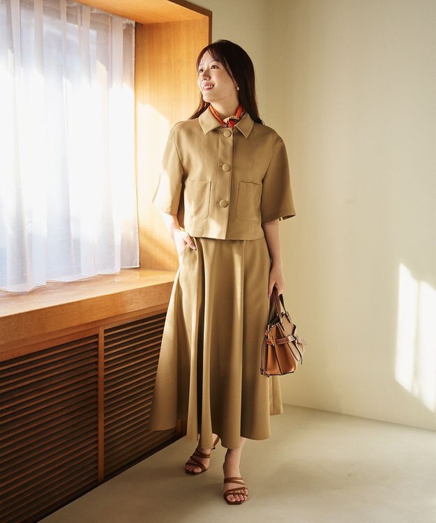 #Newans 【シワになりにくい】〈花乃まりあさんコラボ〉クロップドシャツジャケット サンドベージュ