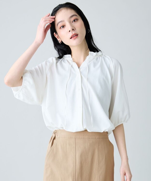 ANY 楽映えフリルネックブラウス（セットアップ着用可） オフ