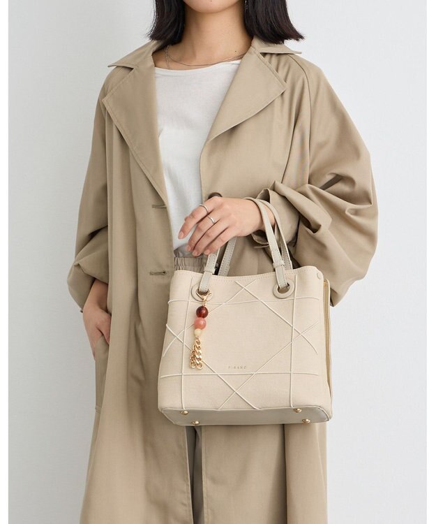 MioFIRANO カジュアルシッククロスラインハンドバッグ 2WAY チャーム付き　FIRANO フィラノ IVORY