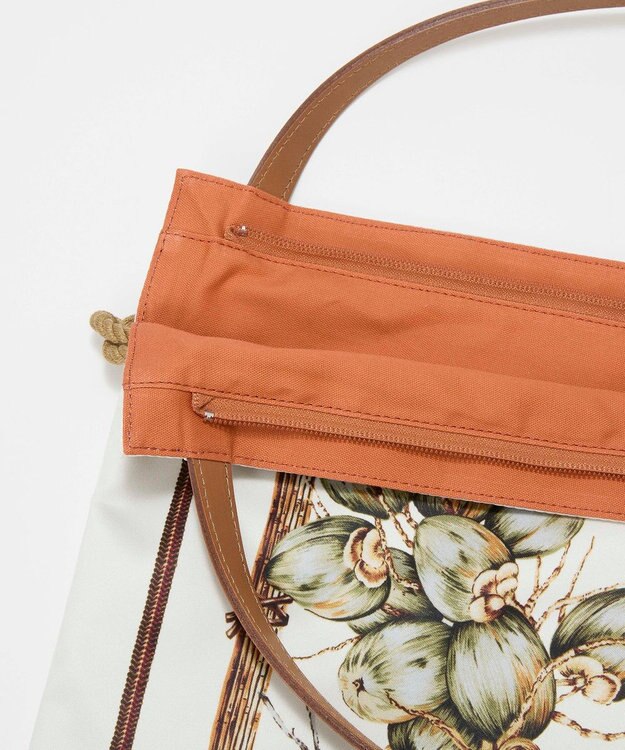 TOPKAPI 【26SS】【TREASURE TOPKAPI】マイルドサテン スカーフ柄 トートバッグ オフ